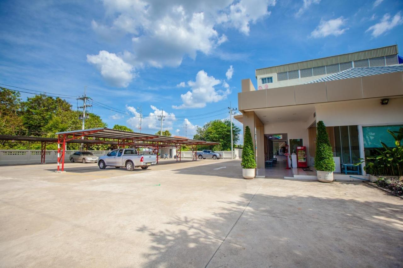 Irabbit Hotel Prachinburi Exterior photo